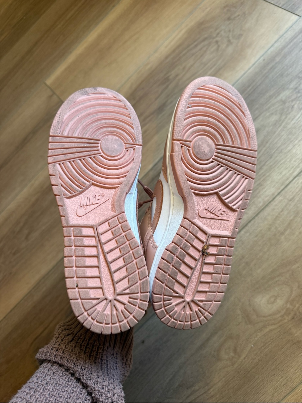 Nike drunks in Rose Pink and White - Picture 5 of 5